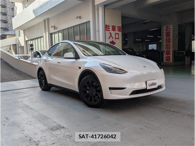 Tesla MODEL Y 2023-06 5880979-0