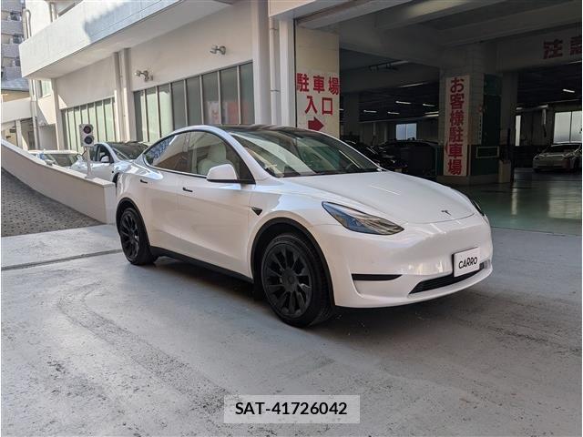 Tesla MODEL Y 2023-06 5880979-4