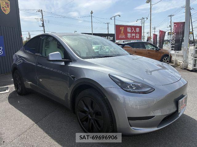 Tesla MODEL Y 2025-01 6504178-21