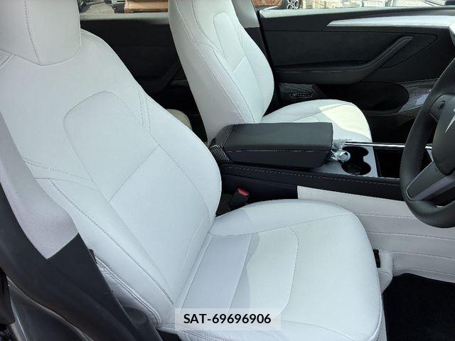 Tesla MODEL Y 2025-01 6504178-3