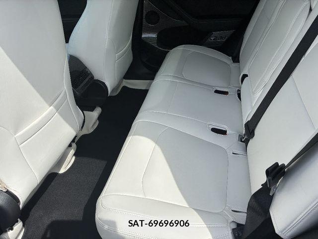 Tesla MODEL Y 2025-01 6504178-7