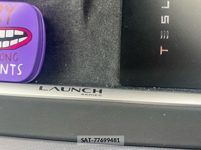 Tesla MODEL Y 2025-05 6914523-20