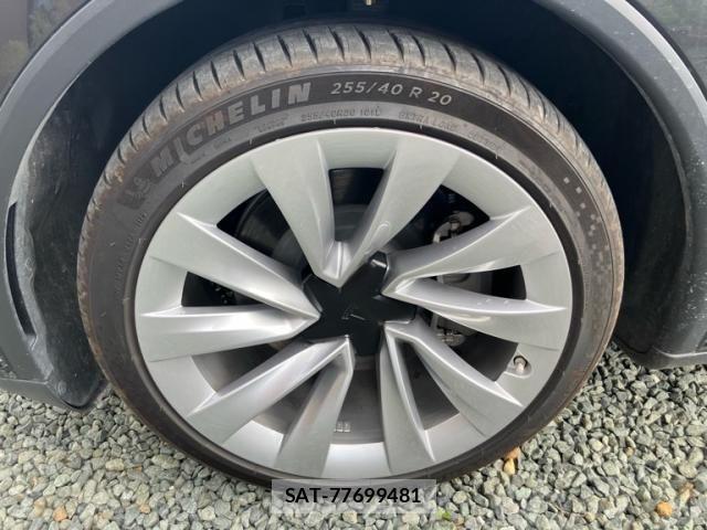 Tesla MODEL Y 2025-05 6914523-5