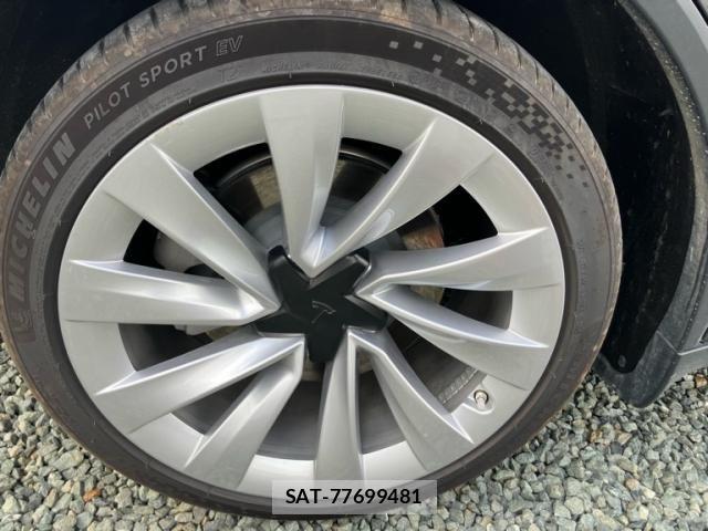 Tesla MODEL Y 2025-05 6914523-7