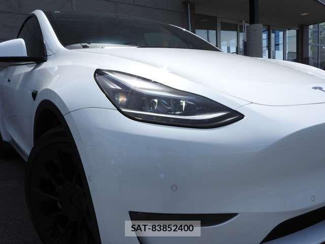 Tesla MODEL Y 2023-06 7226134-18