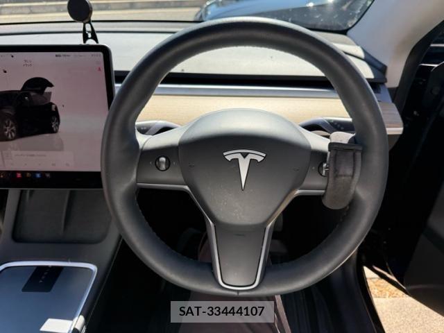 Tesla MODEL Y 2023-07 7226135-12