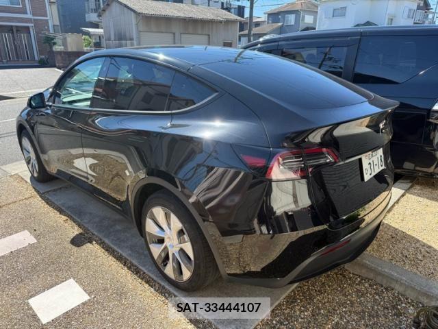Tesla MODEL Y 2023-07 7226135-1