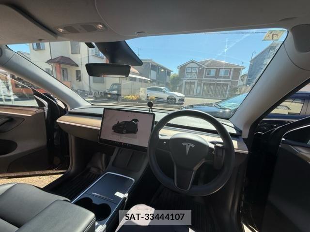 Tesla MODEL Y 2023-07 7226135-6