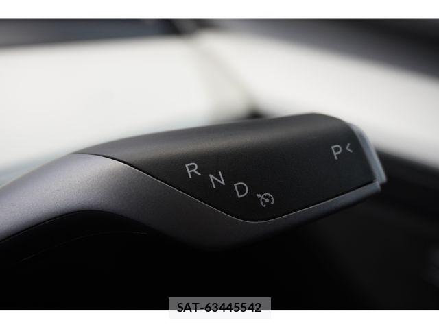 Tesla MODEL Y 2024-12 7252595-12