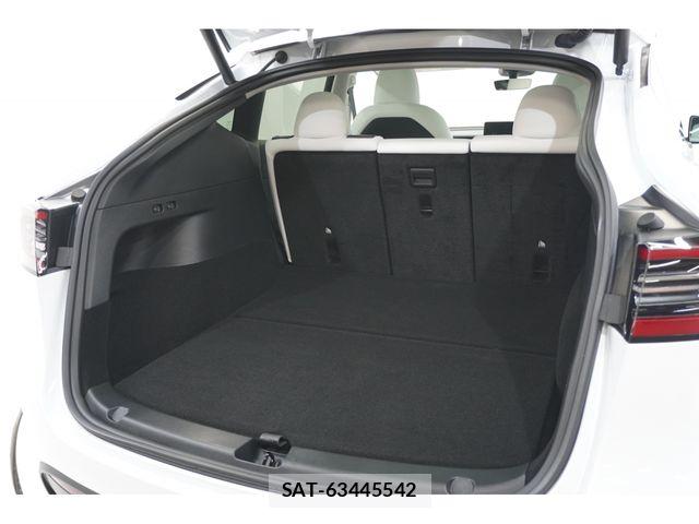 Tesla MODEL Y 2024-12 7252595-27