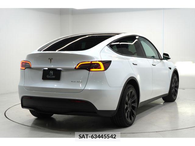 Tesla MODEL Y 2024-12 7252595-5