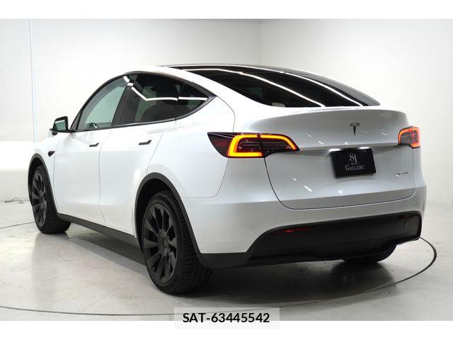 Tesla MODEL Y 2024-12 7252595-7