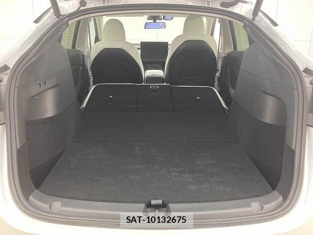 Tesla MODEL Y 2023-06 7252589-13