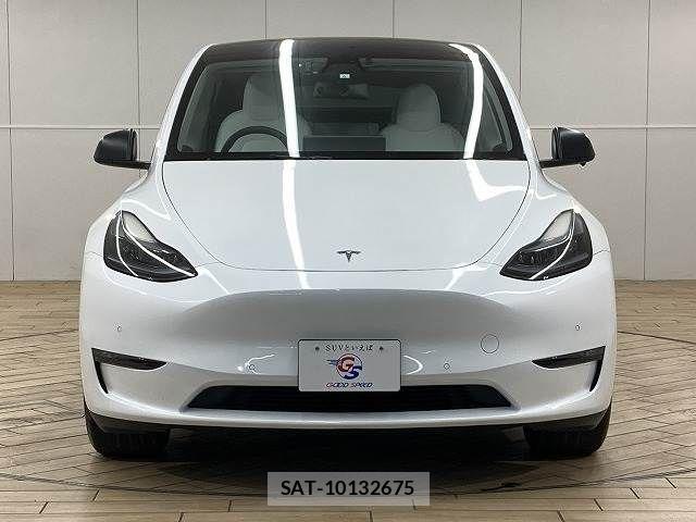 Tesla MODEL Y 2023-06 7252589-2