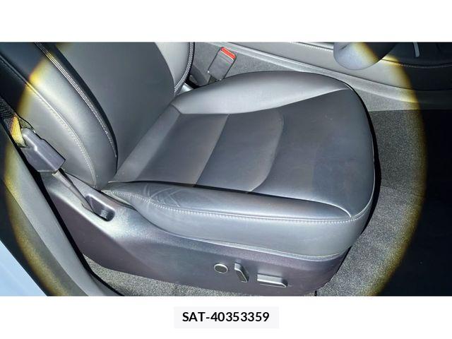 Tesla MODEL Y 2024-01 7360170-9