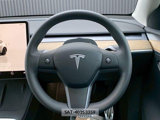 Tesla MODEL Y 2024-01 7360170-10