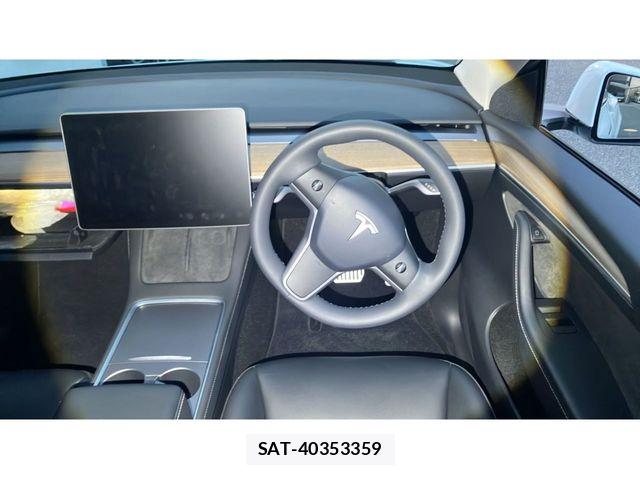 Tesla MODEL Y 2024-01 7360170-11