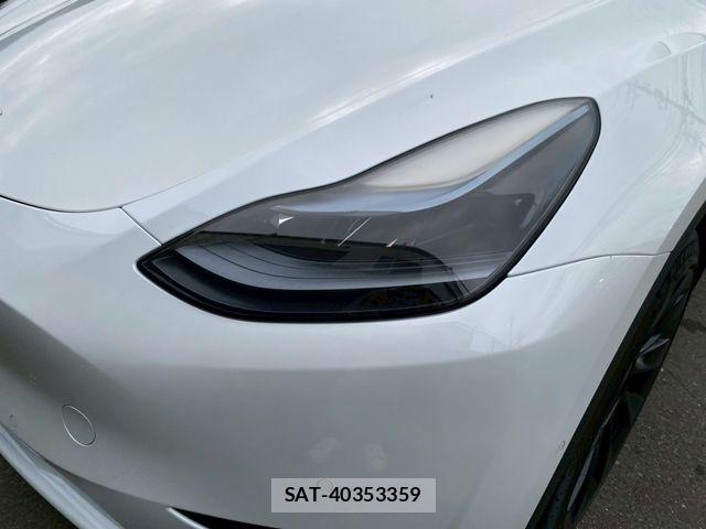 Tesla MODEL Y 2024-01 7360170-16