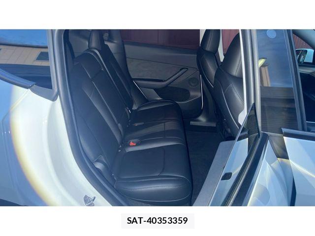 Tesla MODEL Y 2024-01 7360170-27