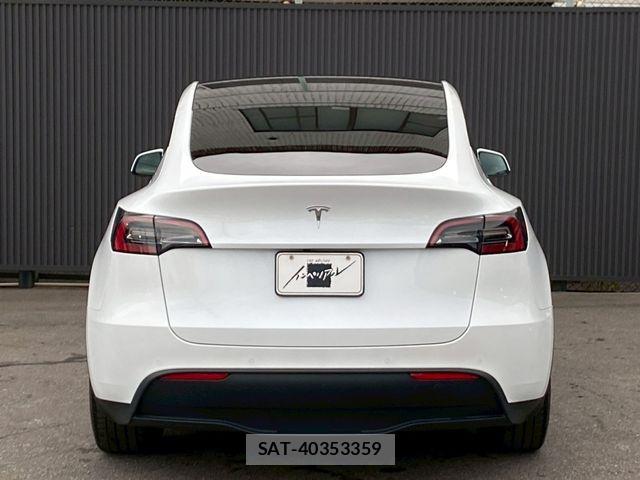 Tesla MODEL Y 2024-01 7360170-4
