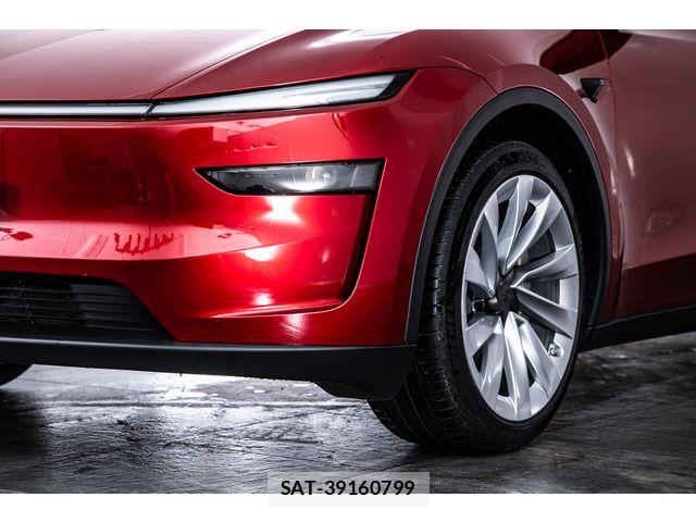 Tesla MODEL Y 2025-06 7360167-17