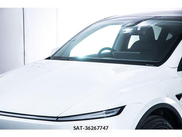 Tesla MODEL Y 2025-06 7394523-15