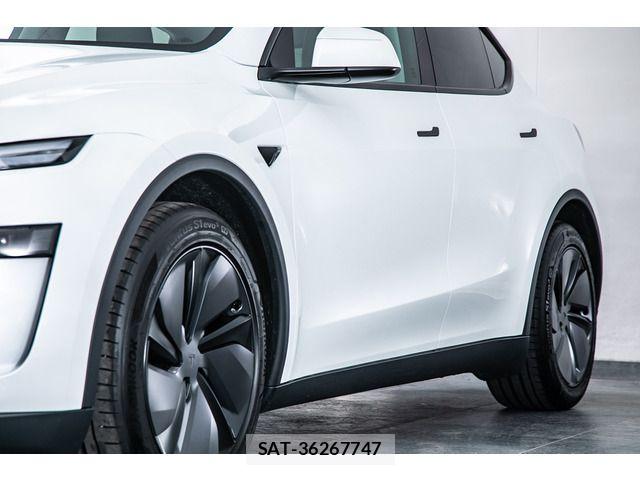 Tesla MODEL Y 2025-06 7394523-18