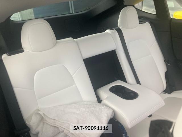 Tesla MODEL Y 2024-03 7458419-13