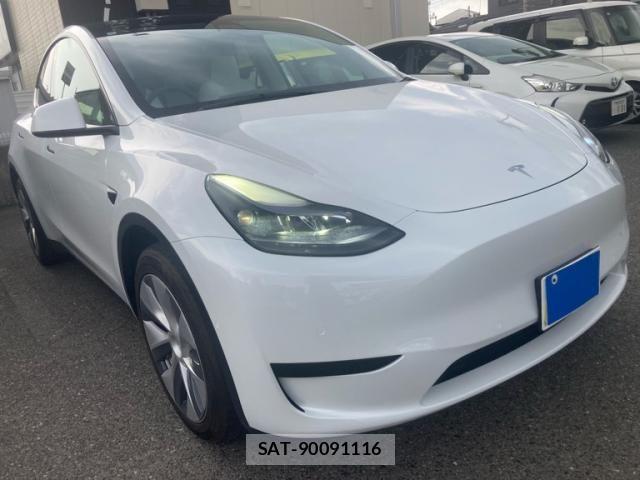 Tesla MODEL Y 2024-03 7458419-1