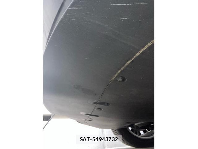 Tesla MODEL Y 2023-02 7458420-11