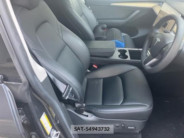 Tesla MODEL Y 2023-02 7458420-14