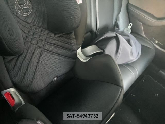 Tesla MODEL Y 2023-02 7458420-15
