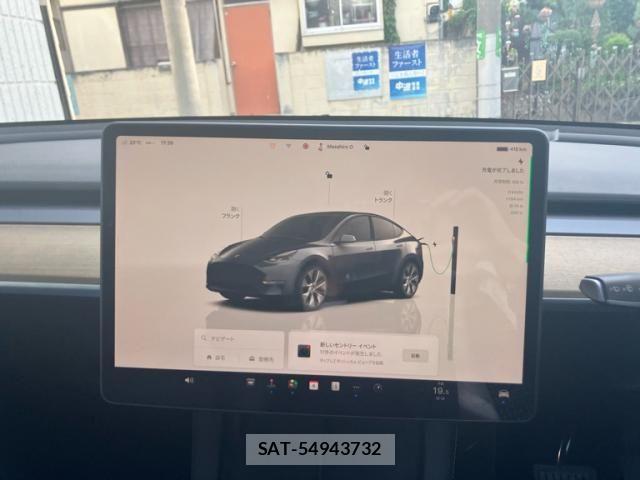 Tesla MODEL Y 2023-02 7458420-21