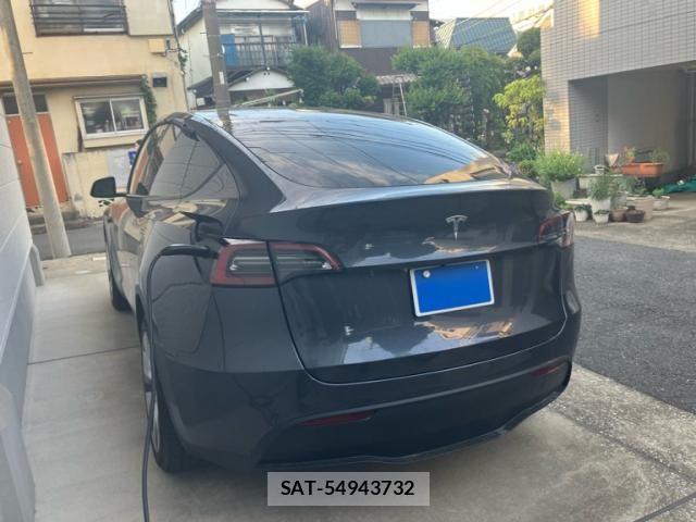 Tesla MODEL Y 2023-02 7458420-3