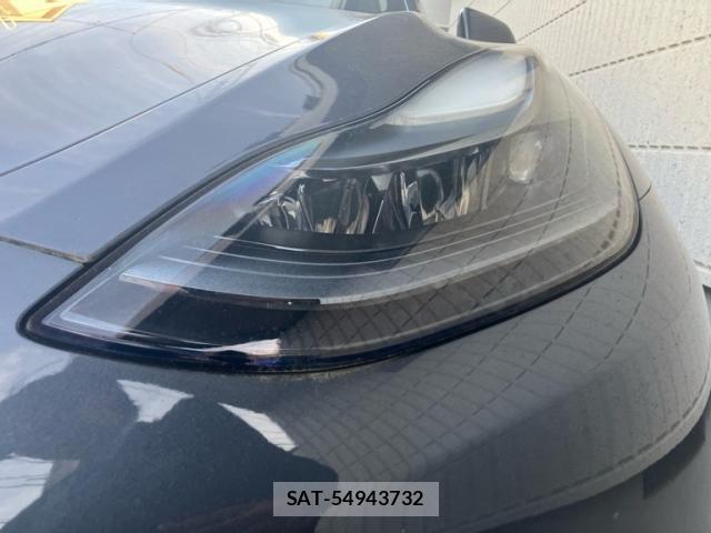 Tesla MODEL Y 2023-02 7458420-4