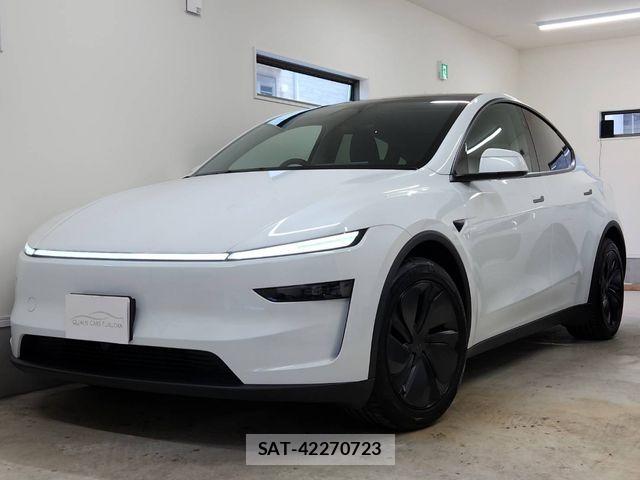 Tesla MODEL Y 2025-10 7458421-0