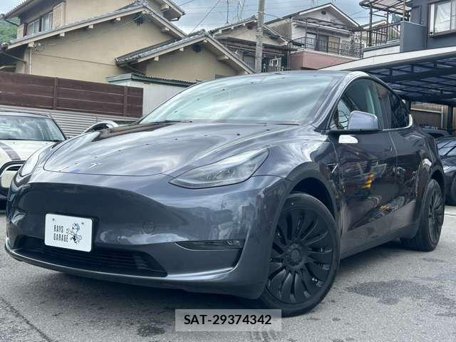 Tesla MODEL Y 2023-08 7503244-12