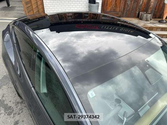 Tesla MODEL Y 2023-08 7503244-14