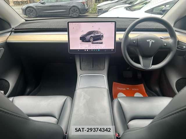 Tesla MODEL Y 2023-08 7503244-16