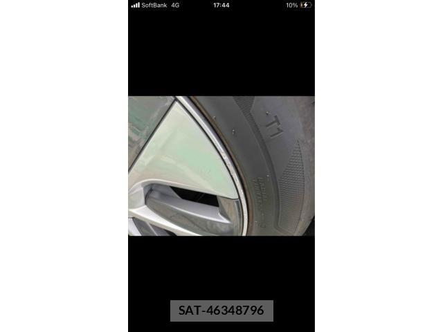 Tesla MODEL Y 2022-10 7510279-9