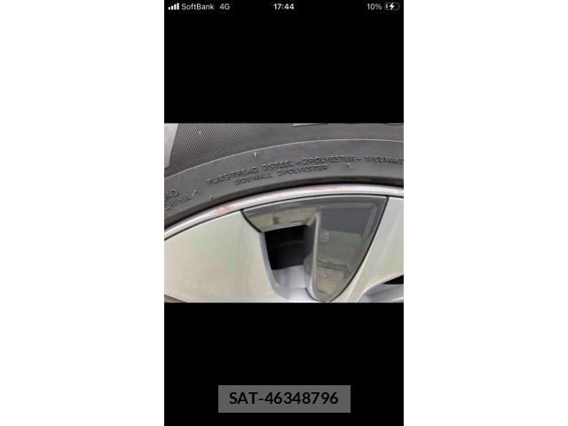 Tesla MODEL Y 2022-10 7510279-11