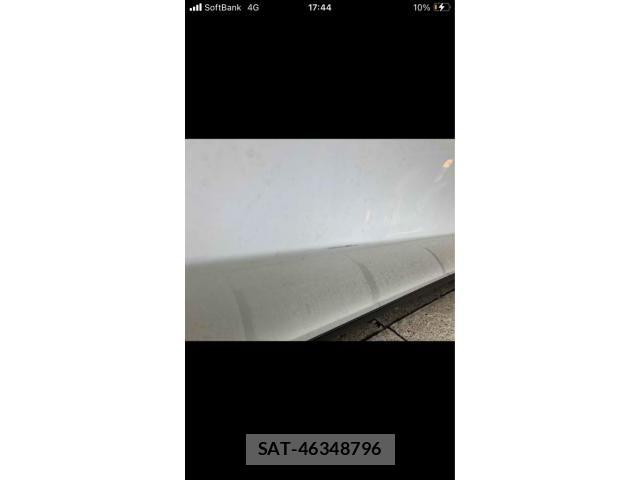 Tesla MODEL Y 2022-10 7510279-12