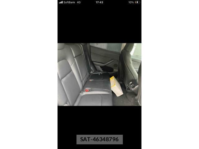 Tesla MODEL Y 2022-10 7510279-4