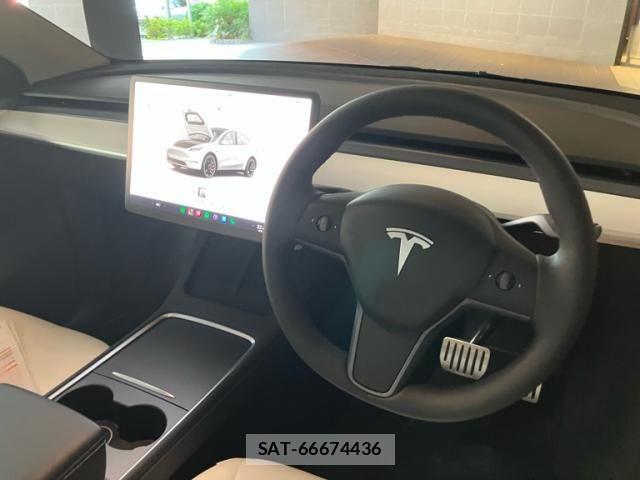Tesla MODEL Y 2022-11 7510278-11