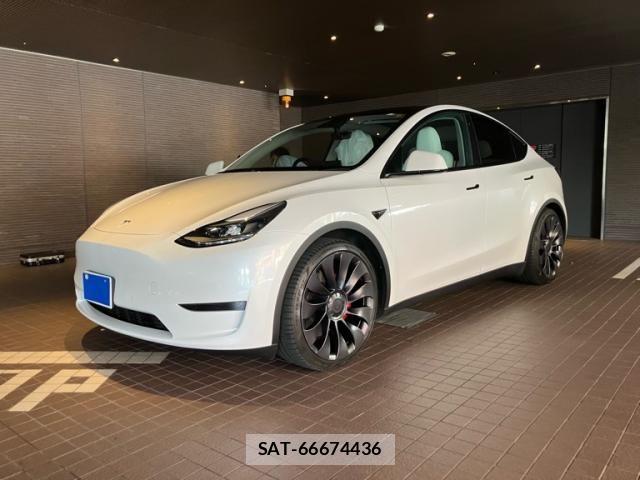 Tesla MODEL Y 2022-11 7510278-1
