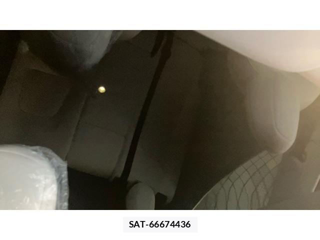 Tesla MODEL Y 2022-11 7510278-19