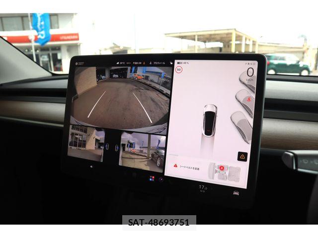 Tesla MODEL Y 2023-03 7729845-9