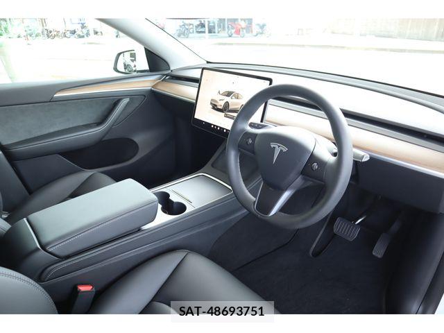 Tesla MODEL Y 2023-03 7729845-14