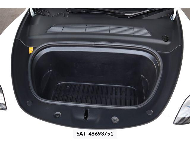 Tesla MODEL Y 2023-03 7729845-16
