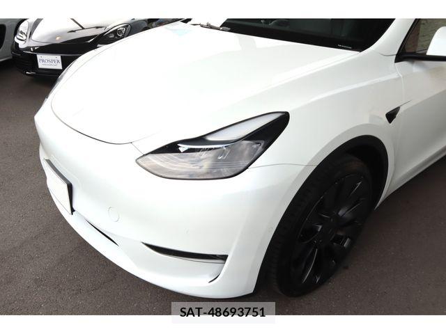 Tesla MODEL Y 2023-03 7729845-5